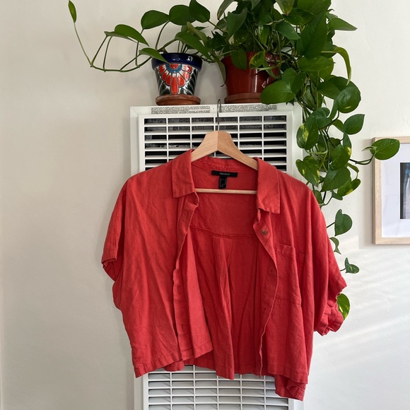 Cropped Linen Top - Picture 1 of 3